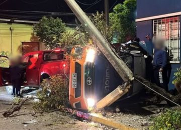 Quillota: Colisión de patrulla mixta y auto dejó cuatro lesionados