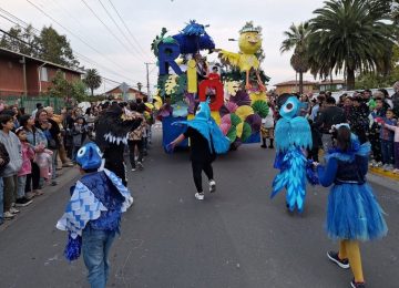 Todo listo para el desfile de carros alegóricos en La Cruz