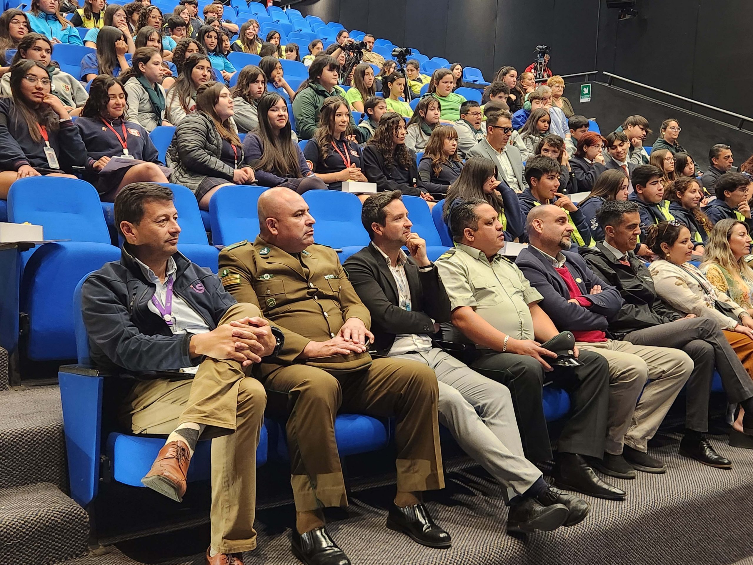 110 estudiantes de Quillota se certifican como brigadistas escolares