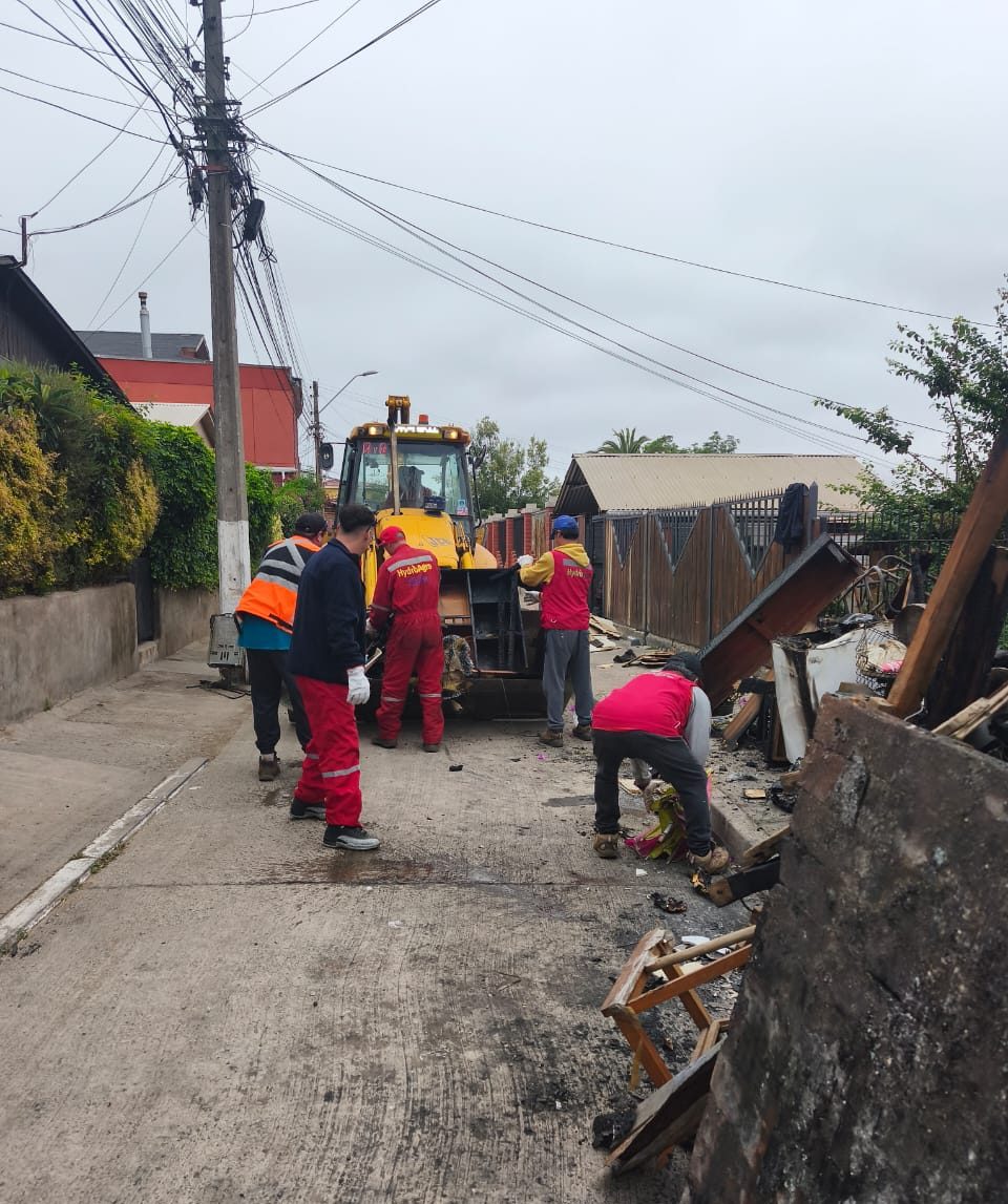 Inician campaña solidaria para apoyar a las víctimas del incendio en Hijuelas