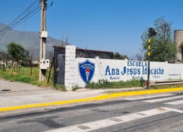 Por segunda vez, en doce días, chocaron un bus escolar de Hijuelas