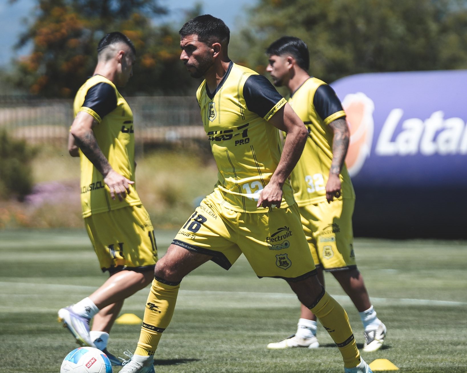 San Luis comienza a delinear su plantel 2026 bajo el mando de Humberto ...