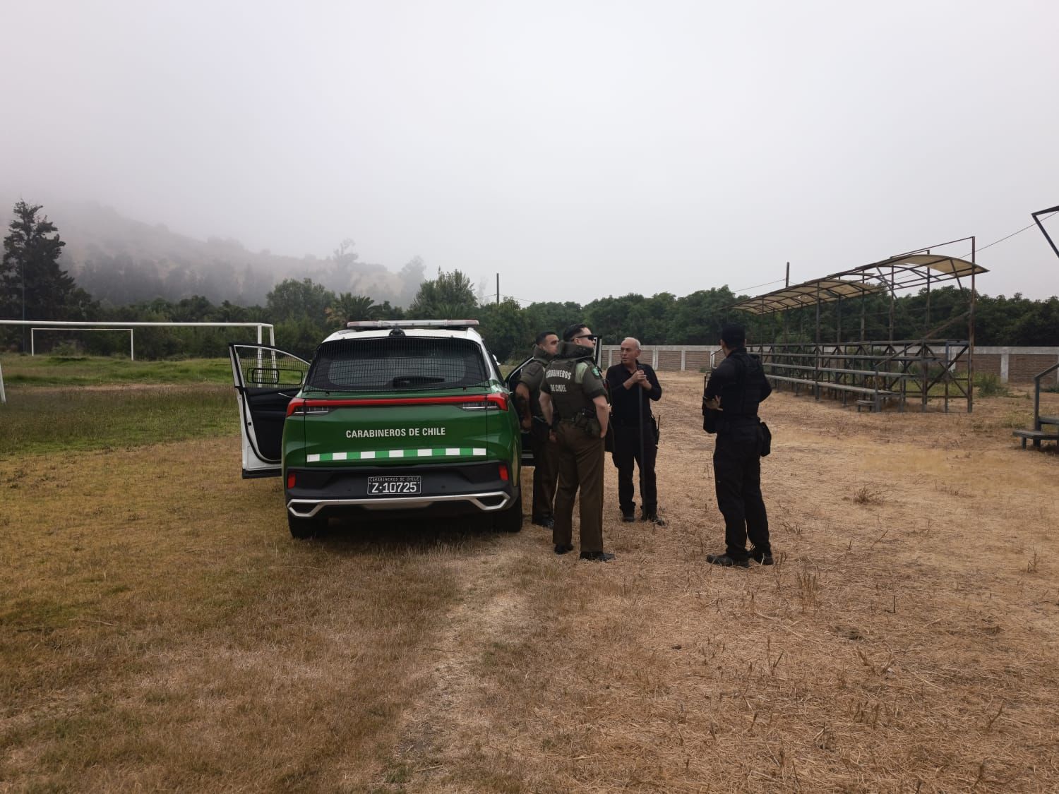 Dos detenidos por robo de paltas en el Liceo Industrial de La Calera