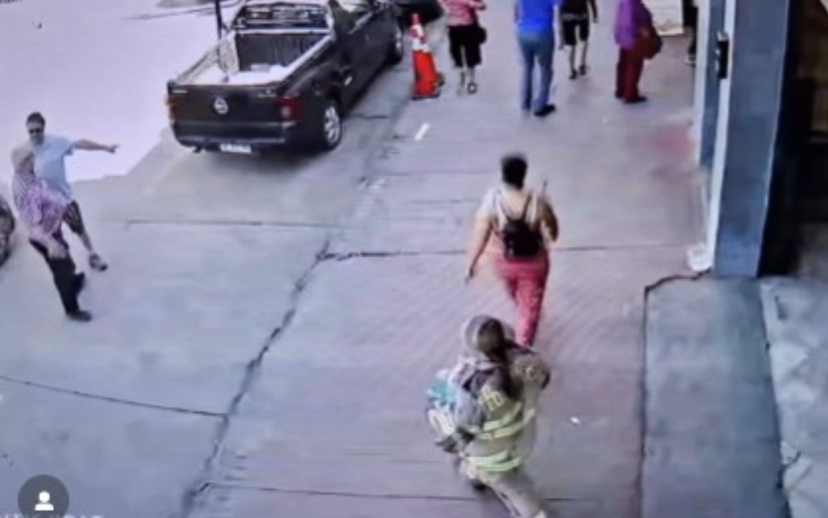 Quillota: Insultó a bombero que le dijo que no podía estacionar en lugar reservado