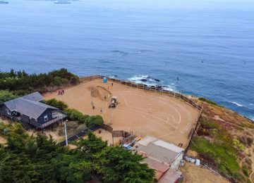 Codelco Ventanas reconstruye atractivo mirador en Horcón con escoria de cobre