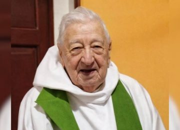 Padre Pedro Aguiar de La Calera se mantiene estable en la Clínica UC