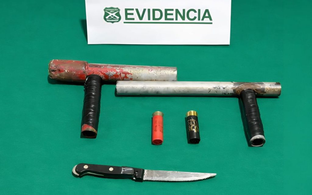 Quillota: Hombre llevaba en mochila escopeta artesanal, municiones y arma blanca
