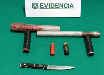 Quillota: Hombre llevaba en mochila escopeta artesanal, municiones y arma blanca