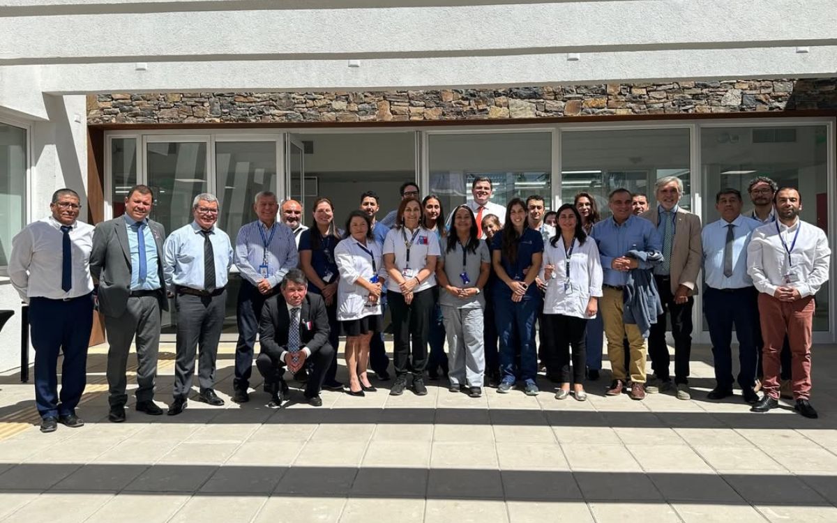 Con entrega simbólica de llaves, inicia la habilitación del Cesfam de Catapilco