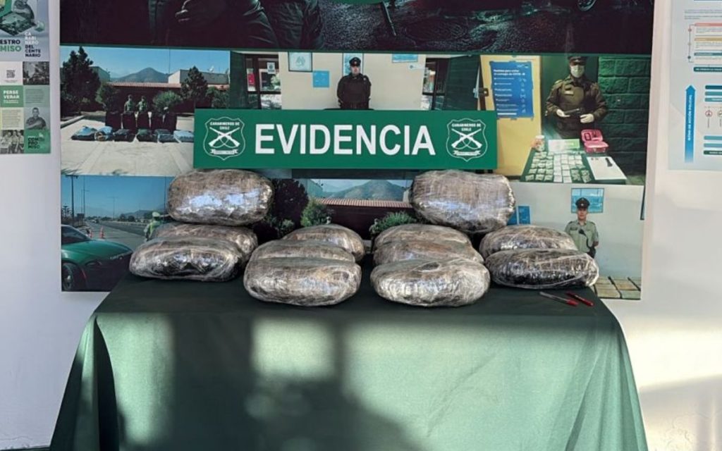 En Nogales sorprenden a pasajera de bus con 12 kilos de droga
