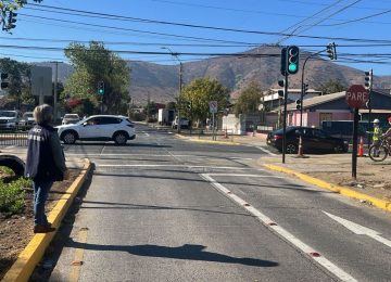 Entra en funcionamiento nuevo semáforo en La Calera