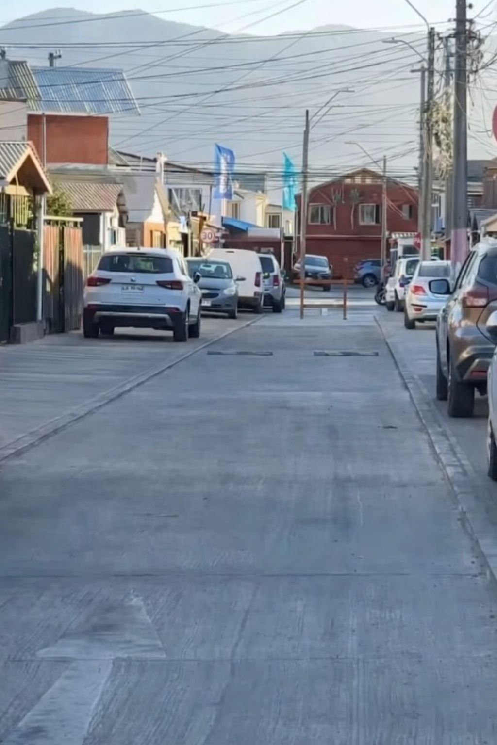 Inauguran dos calles repavimentadas en villa de La Calera