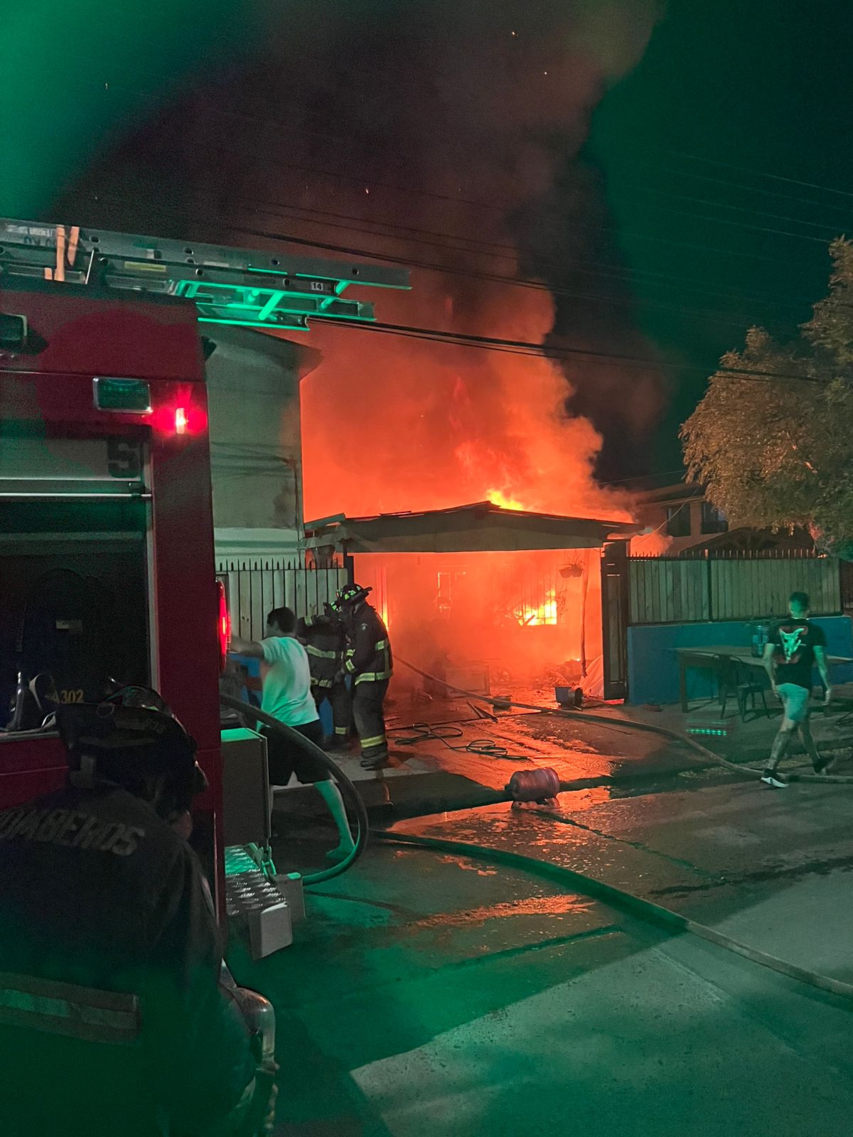 Incendio en vivienda de Quillota deja cinco damnificados