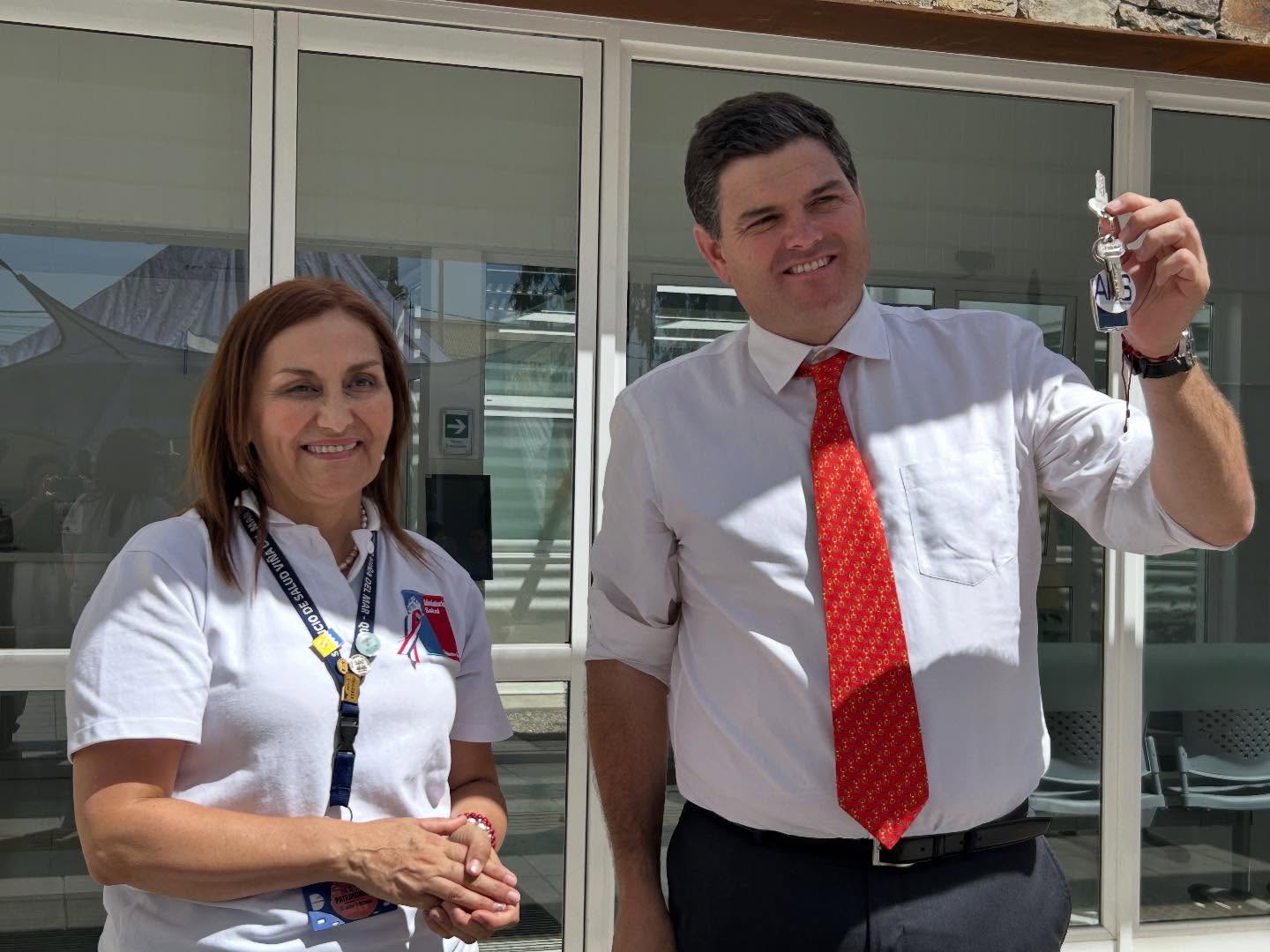 Con entrega simbólica de llaves comienza la habilitación del Cesfam de Catapilco