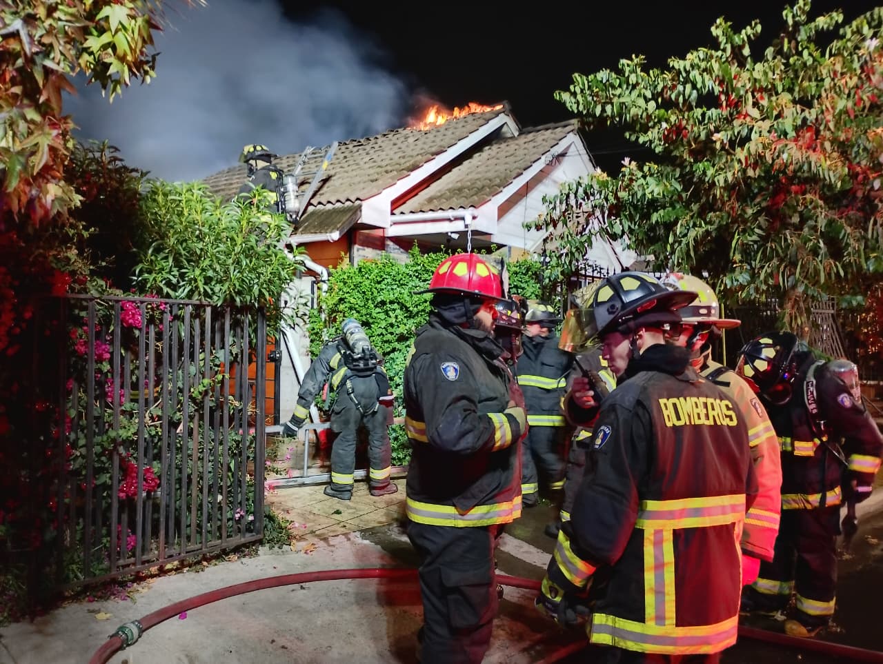 Incendios dejaron dos casas totalmente destruidas en Quillota