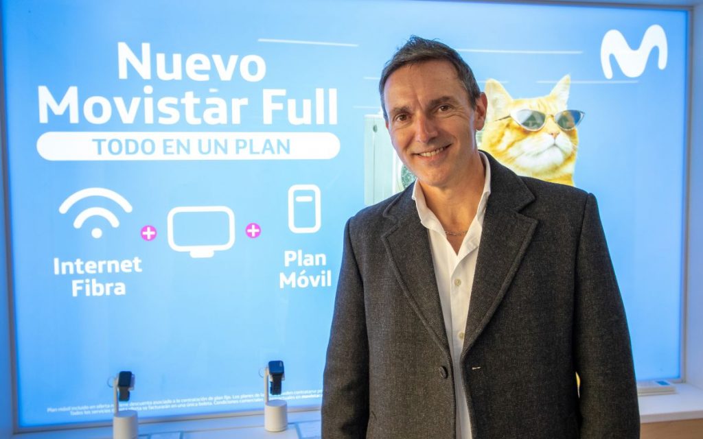Con gran presencia de clientes Movistar inaugura su nueva sucursal en el centro de La Ligua