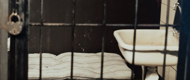 Condenan a hombre a 5 años y un día de cárcel por violación en La Calera