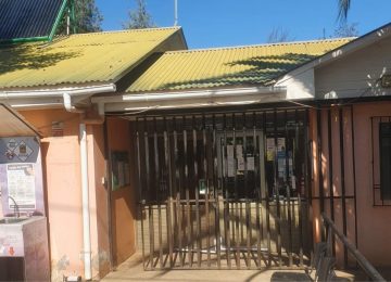 Debieron cerrar centro de salud de El Melón por la presencia de ratones