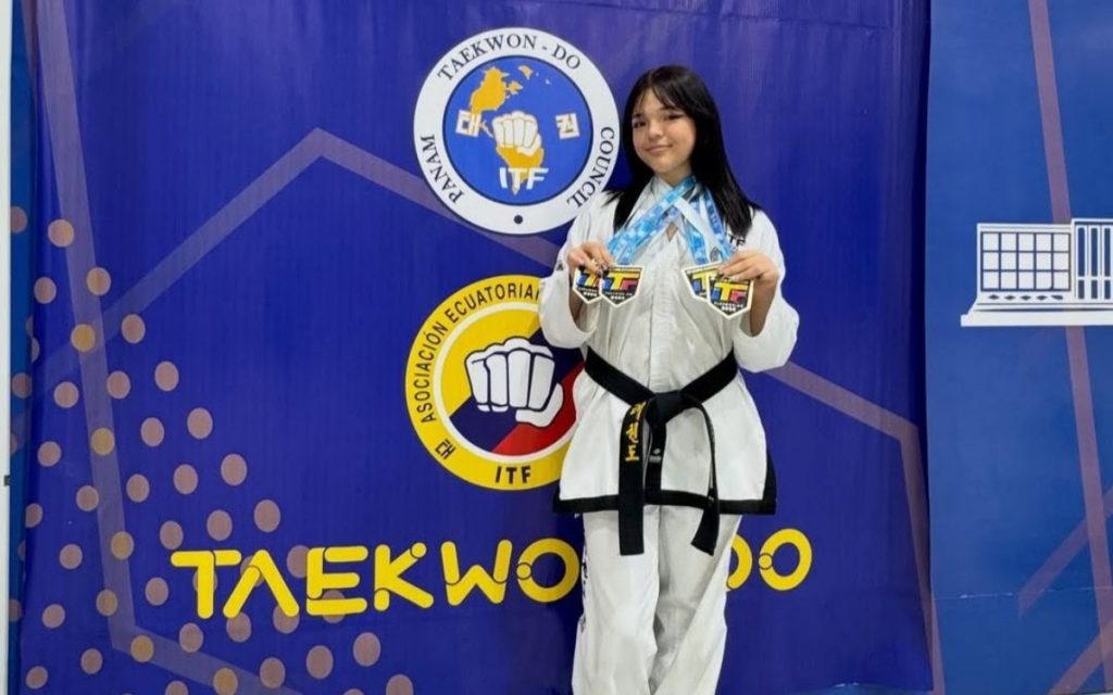 Deportista de Hijuelas logró oro y plata en torneo de taekwondo en Ecuador