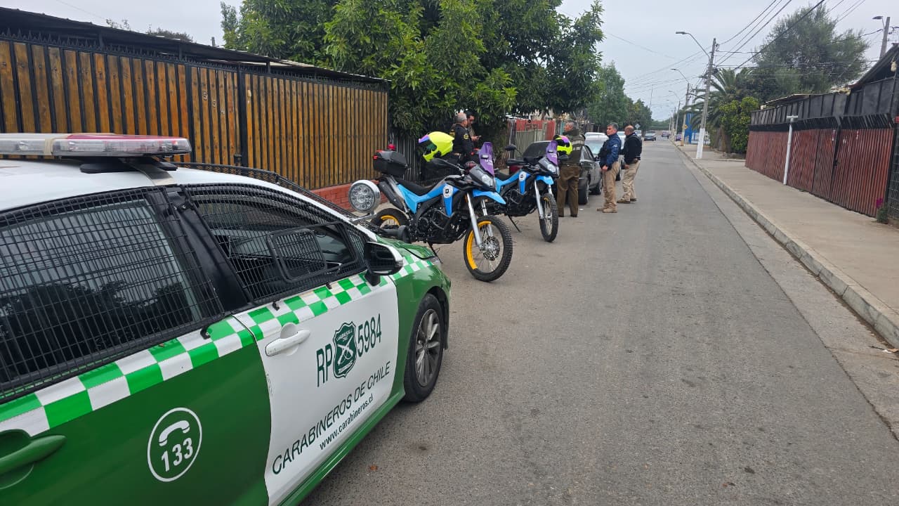 En La Cruz recuperan vehículo que había sido robado en Hijuelas
