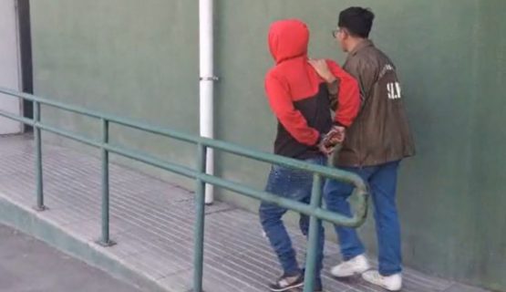 Hijuelas: Chofer de aplicación imputado por abuso sexual queda con arraigo nacional
