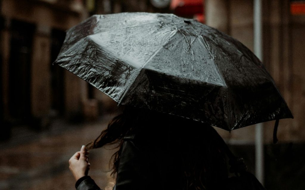 Lluvia llega a la provincia de Quillota con posibles vientos de hasta 40 km/h