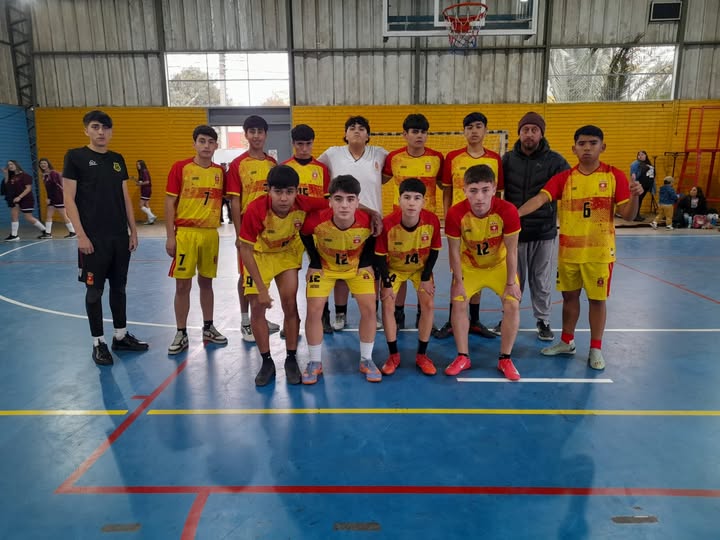 Luego de una dramática definición a penales el Colegio San Pedro Nolasco ganó en los varones.
