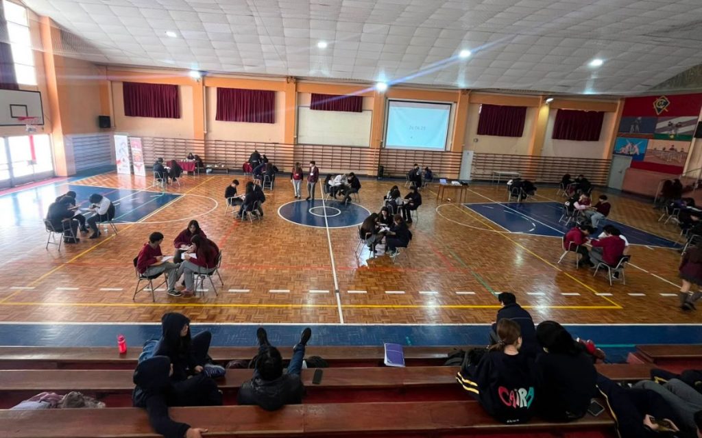 Colegio Nuestra Señora del Huerto realiza olimpiada intercomunal de matemáticas