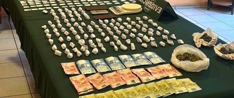 Detienen a dos mujeres por microtráfico en Pichicuy