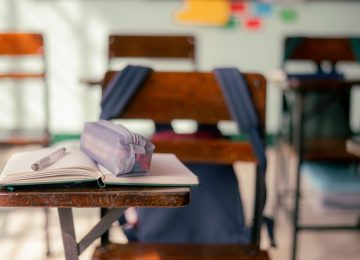 La Calera: Formalizan a profesor por delitos sexuales contra alumnos