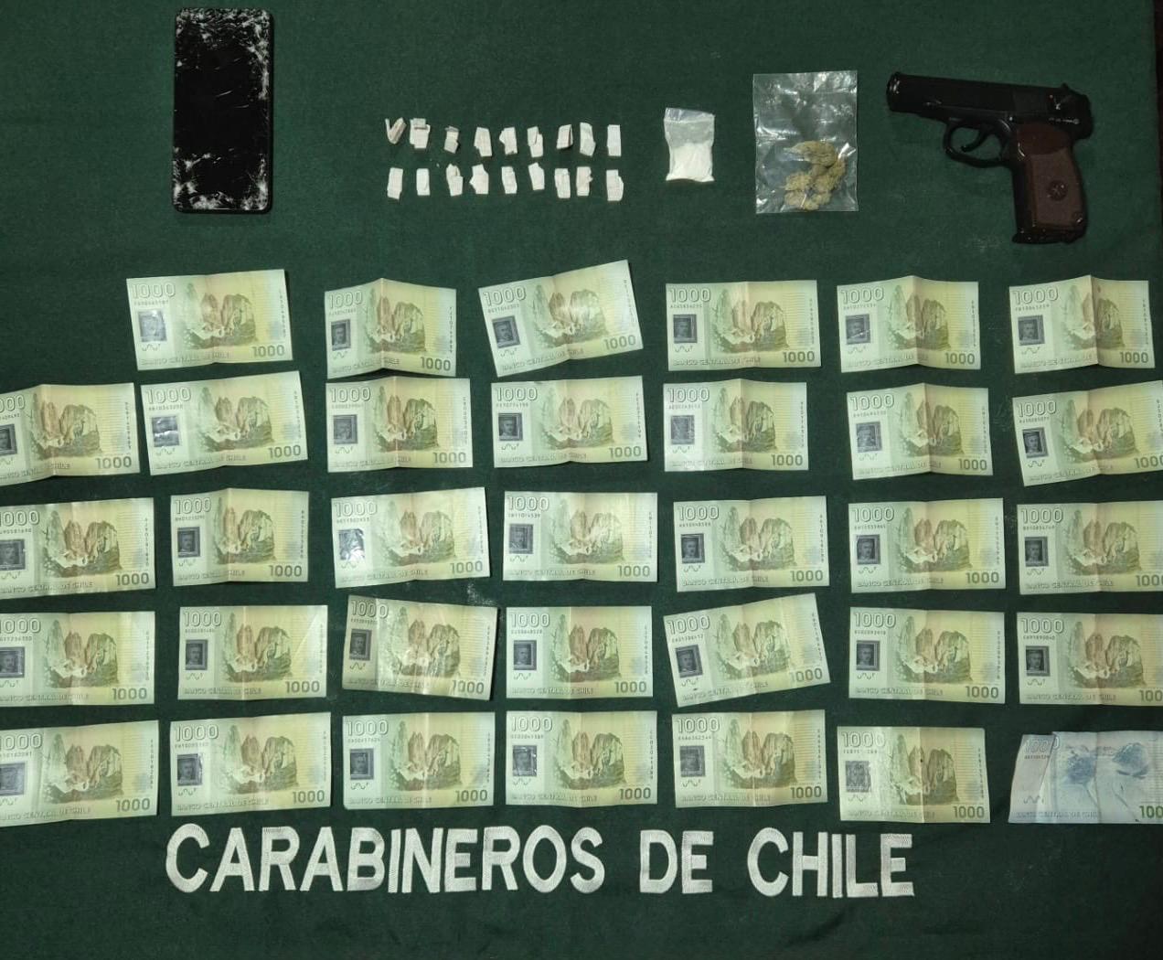 La Cruz Detienen a motociclista por microtráfico y porte de arma