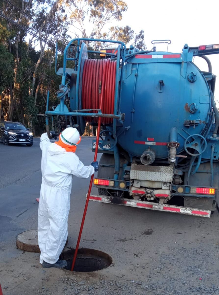 Monitorean malos olores percibidos en distintos puntos de Papudo