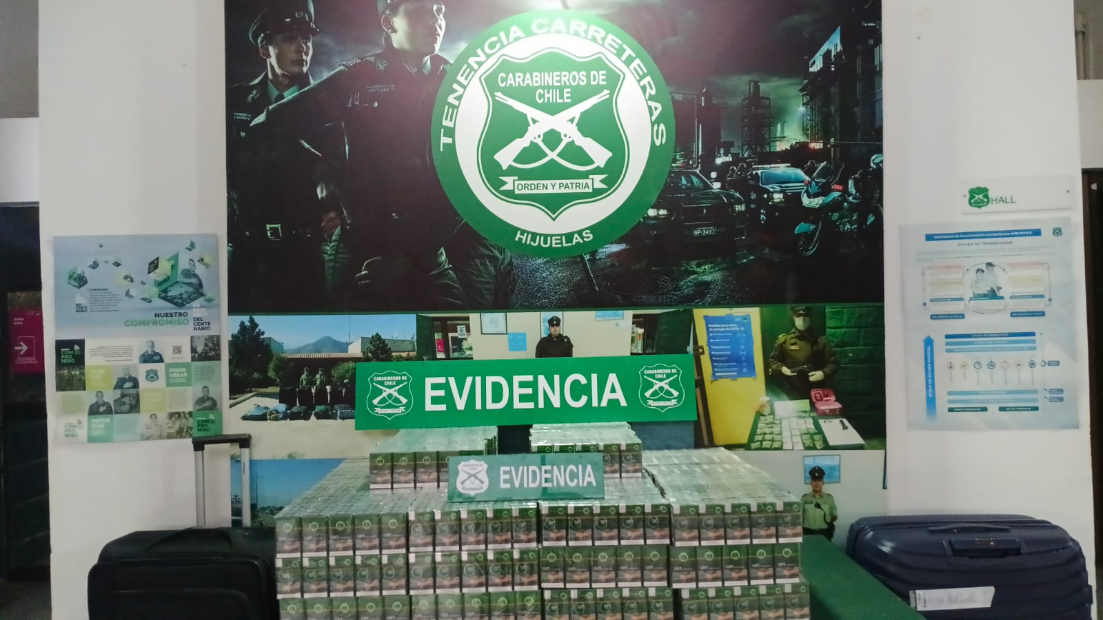 Nogales Detienen a pasajero de bus por contrabando de cajetillas de cigarrillos
