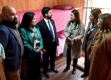 Subsecretario de Servicios Sociales visitó el albergue municipal de Quillota