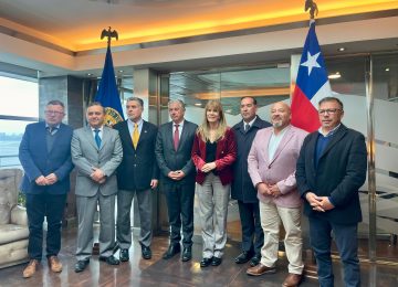 foto de alcaldes con autoridades de gobierno
