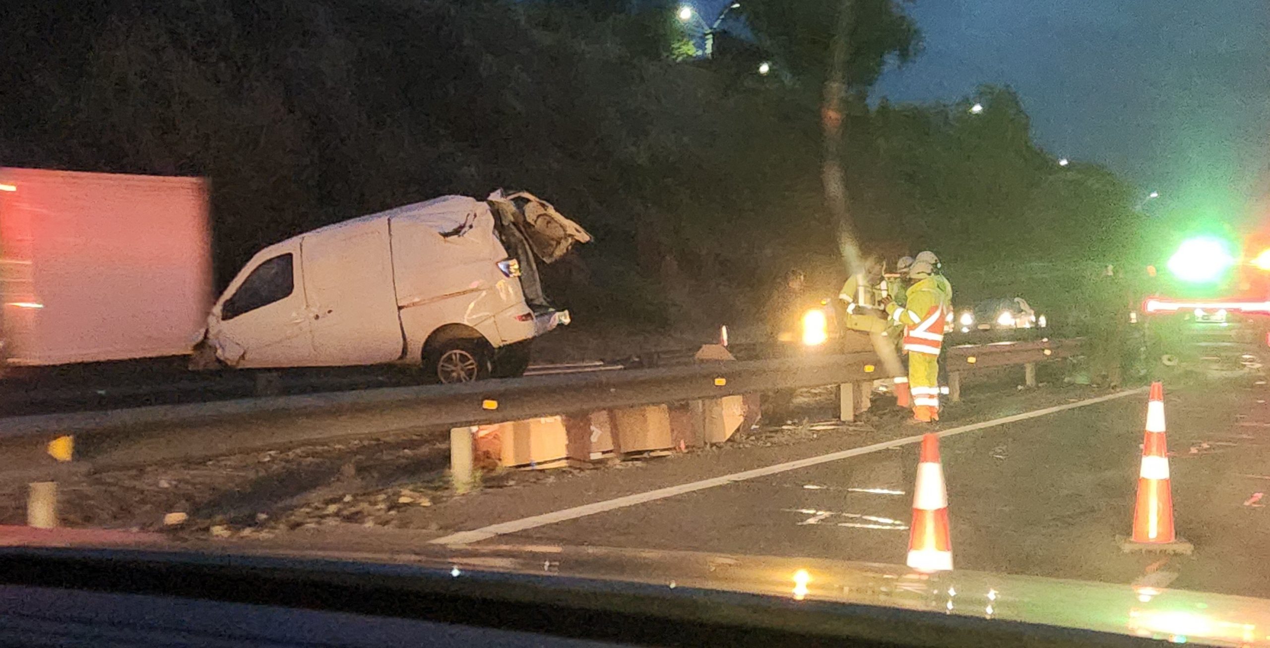 Un muerto y dos heridos deja volcamiento en Troncal Sur