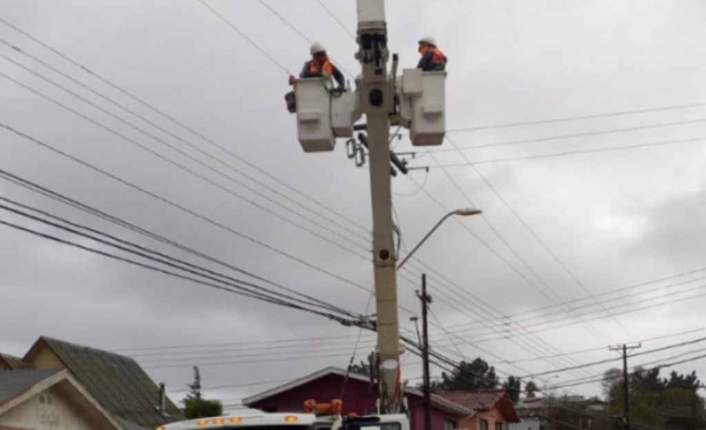 Anticipan cortes de electricidad durante el próximo sistema frontal