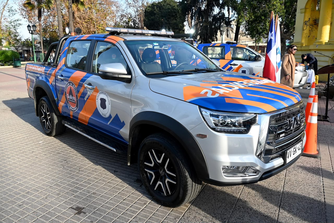 Dos vehículos se incorporan a las labores de Gestión de Riesgo en Quillota