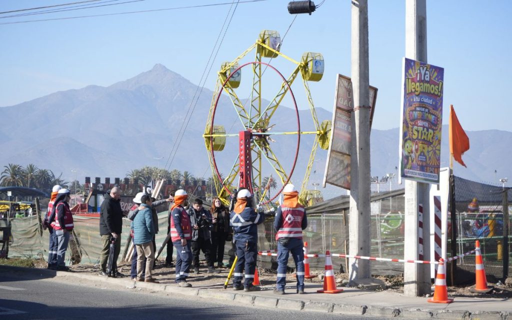 Quillota: Detectan fuga de electricidad hacia terreno donde funciona parque de juegos