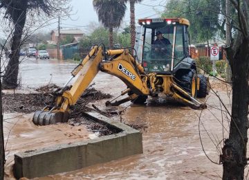 Se normaliza la conectividad en Pullally tras descenso del caudal de quebrada