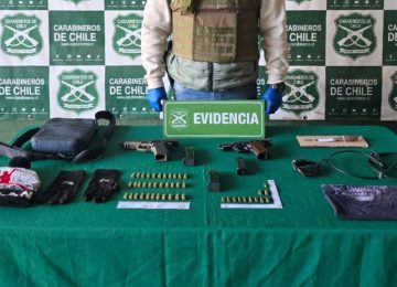 Violento asalto en Los Andes termina con tres detenidos y armas incautadas