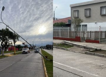 Chofer ebrio derribó con su móvil dos postes de la luz en la avenida Zumaeta de La Calera 