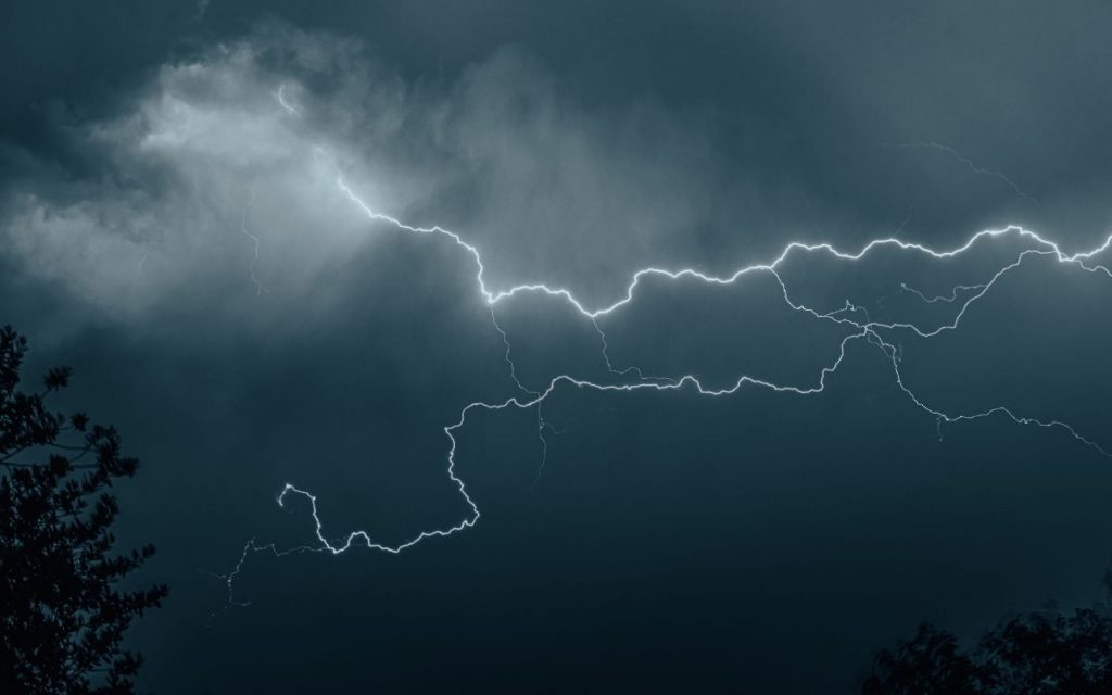 Está vigente aviso por probables tormentas eléctricas en la Región de Valparaíso