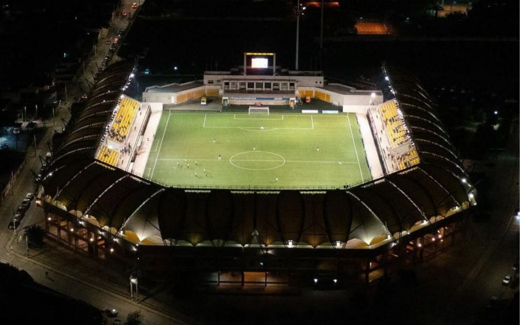 Harán pruebas al sistema de iluminación del Estadio Lucio Fariña Fernández