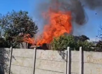 Incendio destruyó una vivienda en Quillota