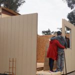 Instalan primera vivienda de emergencia en La Ligua tras el temporal de julio