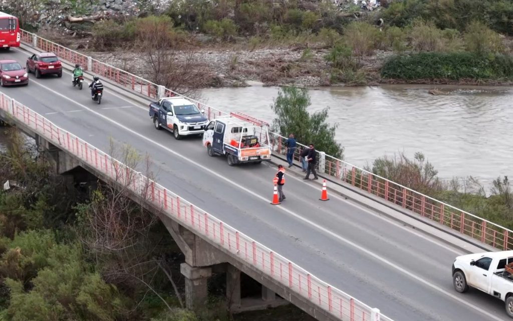 Municipio inicia reparaciones en el puente 19 de junio de La Calera