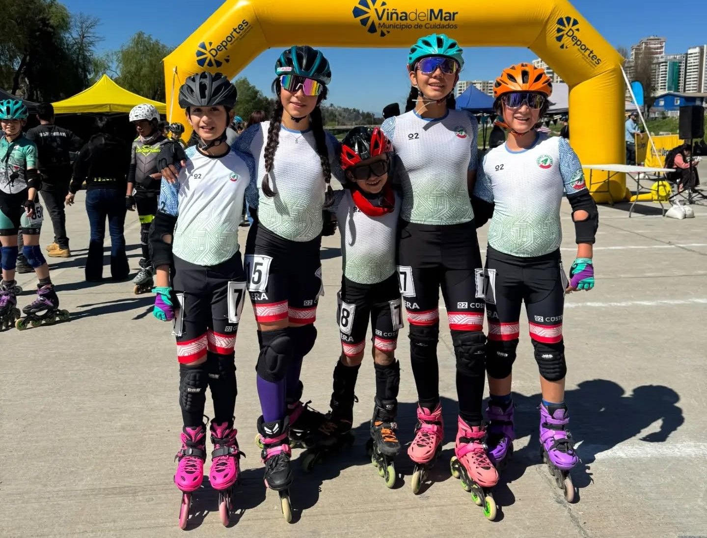 Buenos resultados del Club Rocket Roller en torneos de patín carrera en Viña del Mar