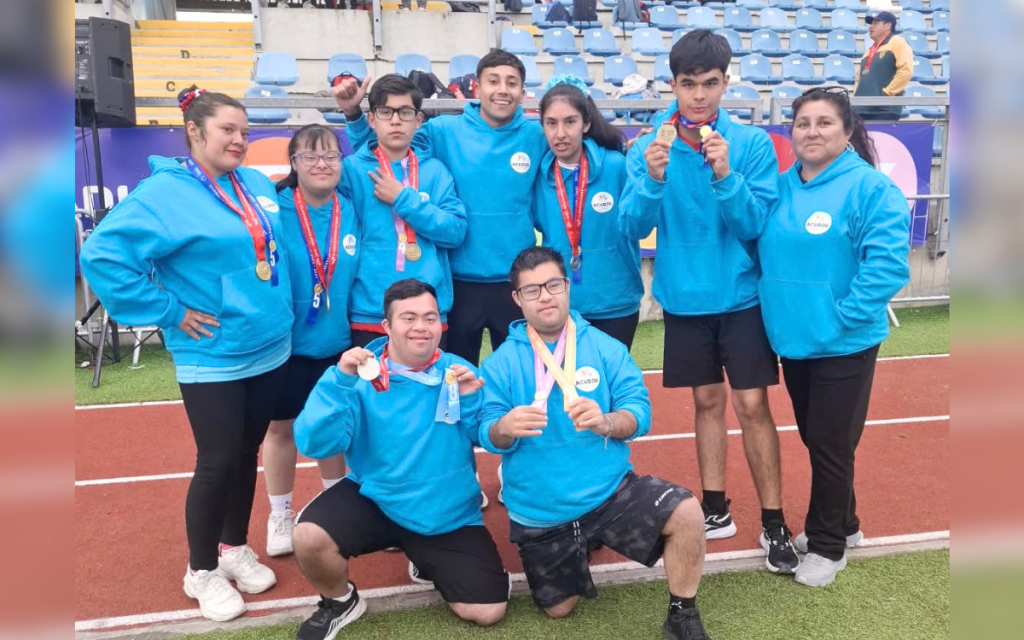 Jóvenes de Hijuelas logran medallas de oro en clasificatorio a las Olimpiadas Especiales