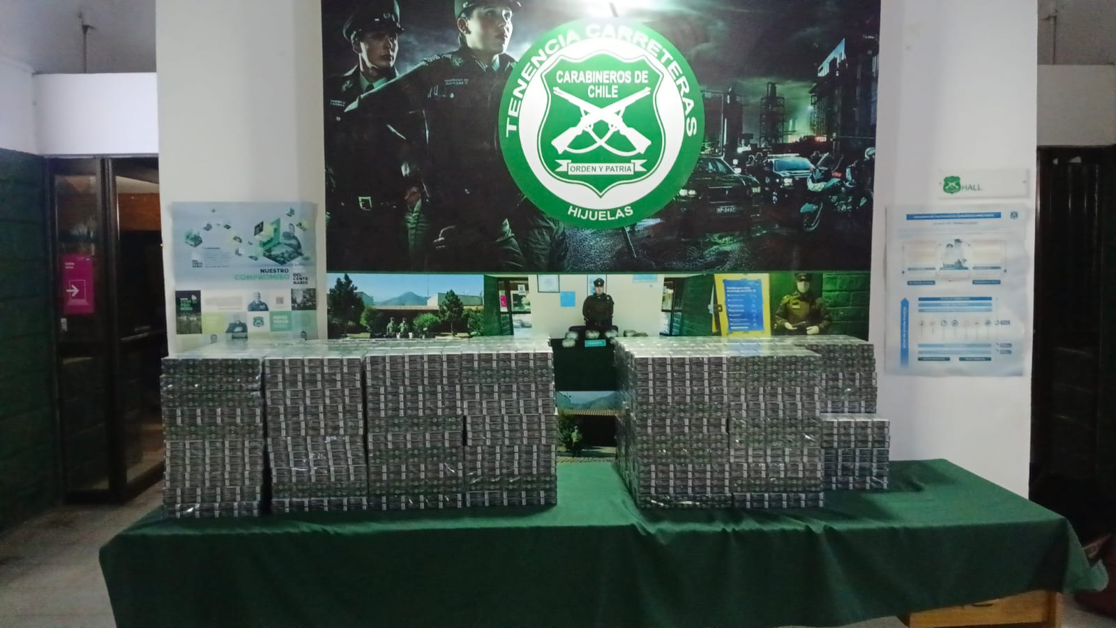 Nogales Incautan casi 4 mil cajetillas de cigarro de contrabando en bus